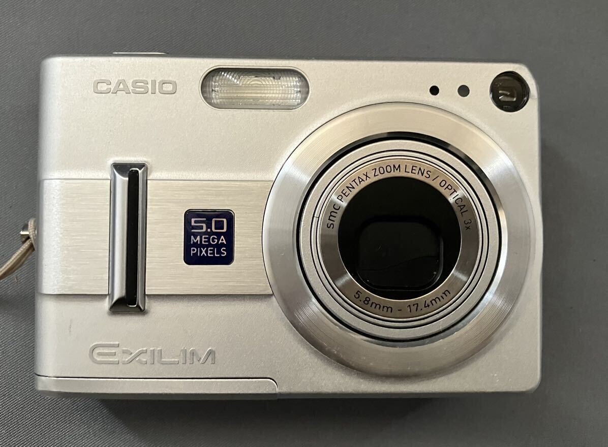 CASIO カシオ EXILIM コンパクトデジタルカメラ EX-Z55 シルバー の画像2