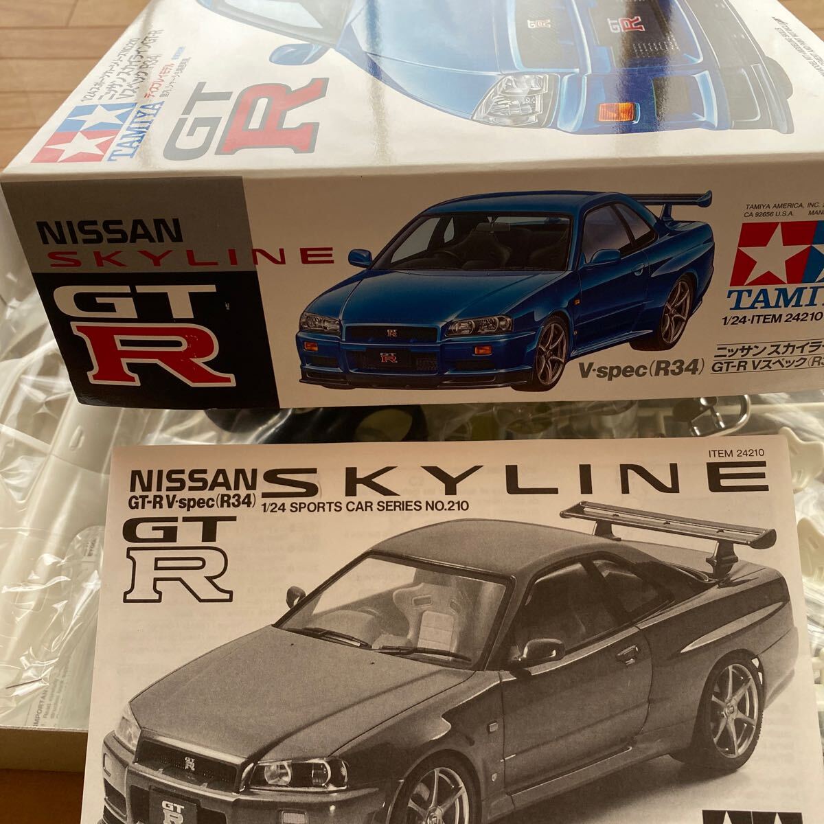 タミヤ☆プラモデル☆1/24☆スカイライン ニッサン GT-R☆送料510円_画像8