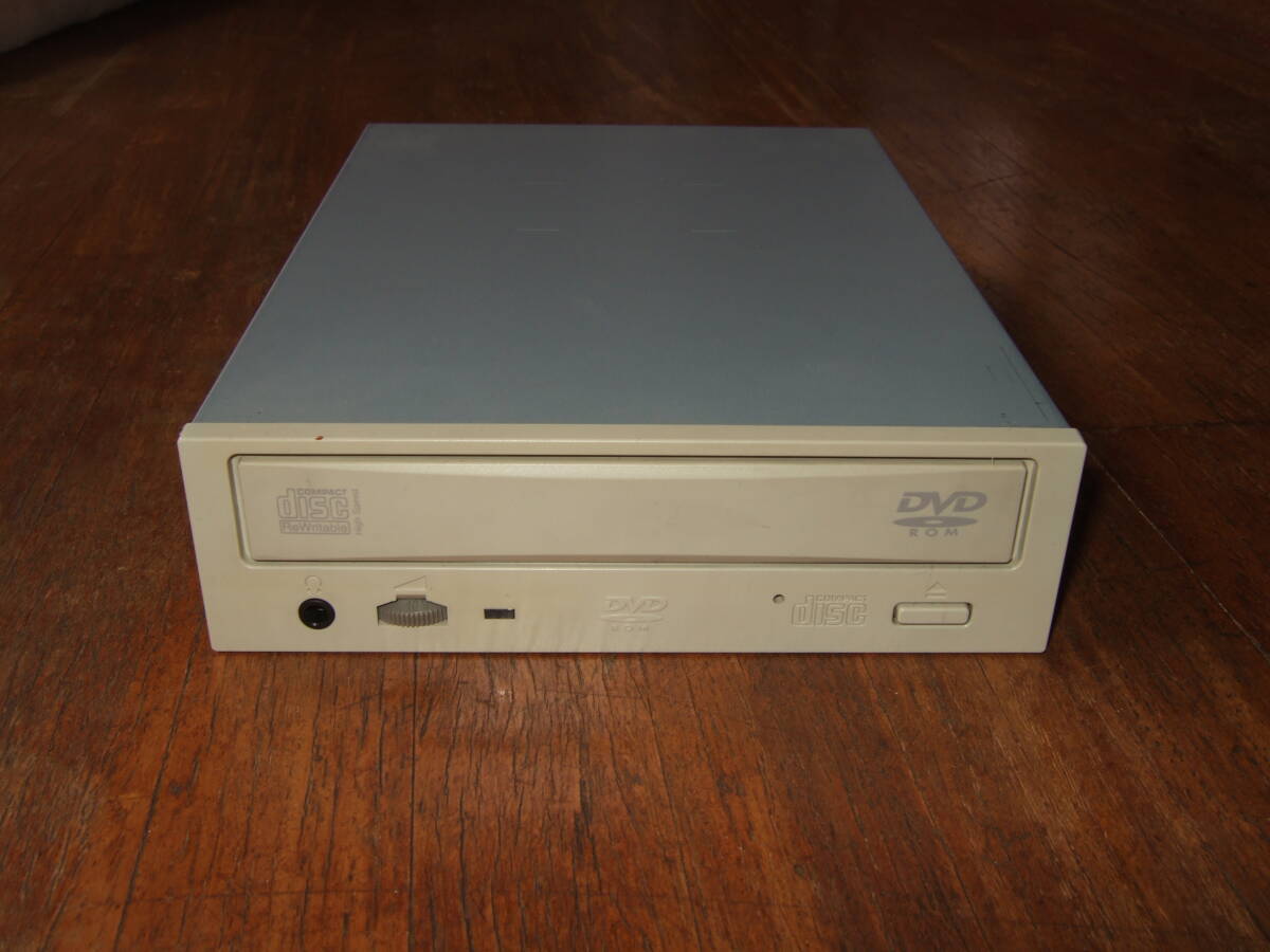 松下寿 CW-8571（2001年製造） DVD-ROM CD-R/RW IDE接続の画像1