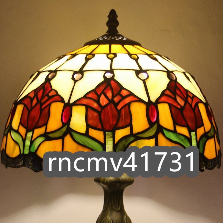 「81SHOP」 チューリップ ステンドランプ 照明 ステンドグラス デスクライト 花柄 レトロな雰囲気 ティファニー ランプ 室内装飾_画像2