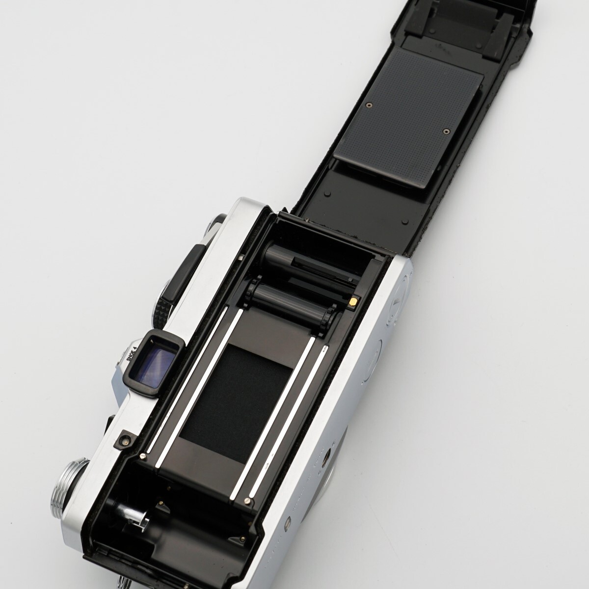 動作美品 OLYMPUS OM-2N シルバー ZUIKO AUTO-MACRO 50mm F3.5 1:3.5 ボディ 標準マクロセットの画像9
