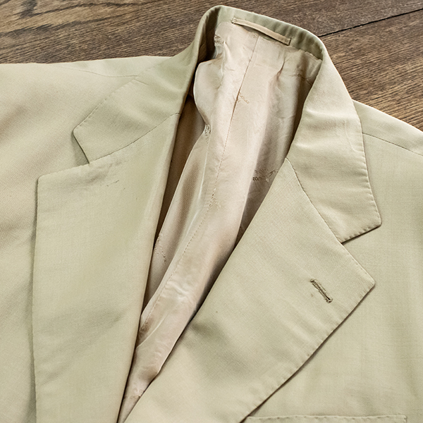 キートン ウール合物 スーツ サイズ52（ヨーロッパサイズ）ヨーロッパ・ビンテージ【f6】軽量 ベージュ   KITONの画像2