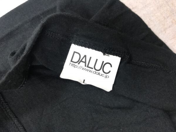 DALUC ダルク製 ゆるいイラスト デザイン キャラクター アート 全面プリント 総柄 半袖Tシャツ カットソー メンズ L 黒_画像2
