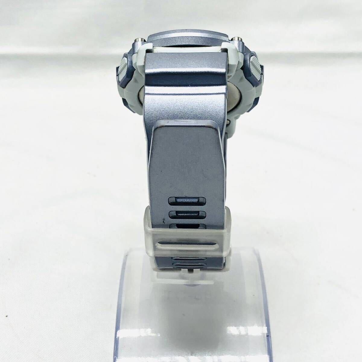 CASIO G-SHOCK Forgotten future GA-2200FF/D3CA4L シルバーカラー CARBON CORE GUARD 稼働品 動作確認済 多少汚れ有 ケース有 YS UC48の画像6