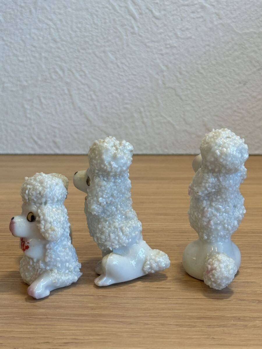 アンティーク プードル 子犬 3匹 陶器 置物 白 ホワイト 犬 アンティーク プードル 子犬 3匹 陶器 置物 白 ホワイト 犬