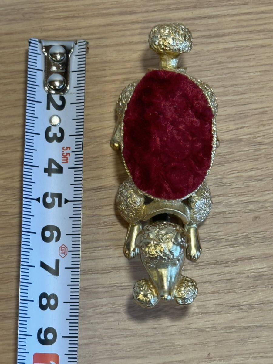 fro Len tsa poodle Gold sewing pincushion dog ornament objet d'art USA miscellaneous goods antique Vintage Showa Retro alloy 