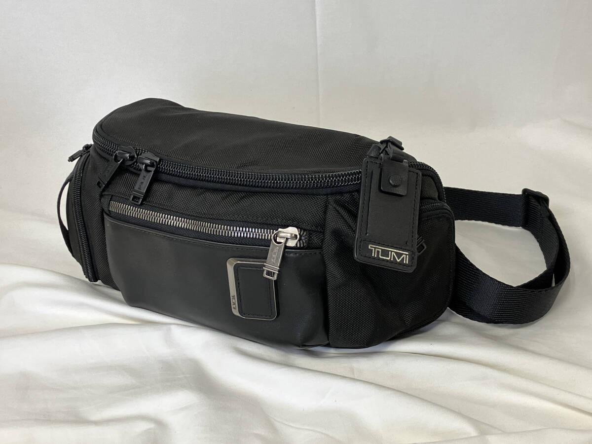 美品 TUMI ALPHA BRAVO ボディバッグ【USED】の画像1