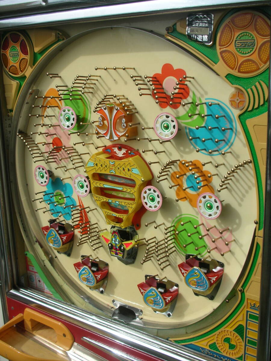 * retro pachinko * hand strike . pcs * Sanyo * washing * each part correction repair exchange * operation has been confirmed . excellent *