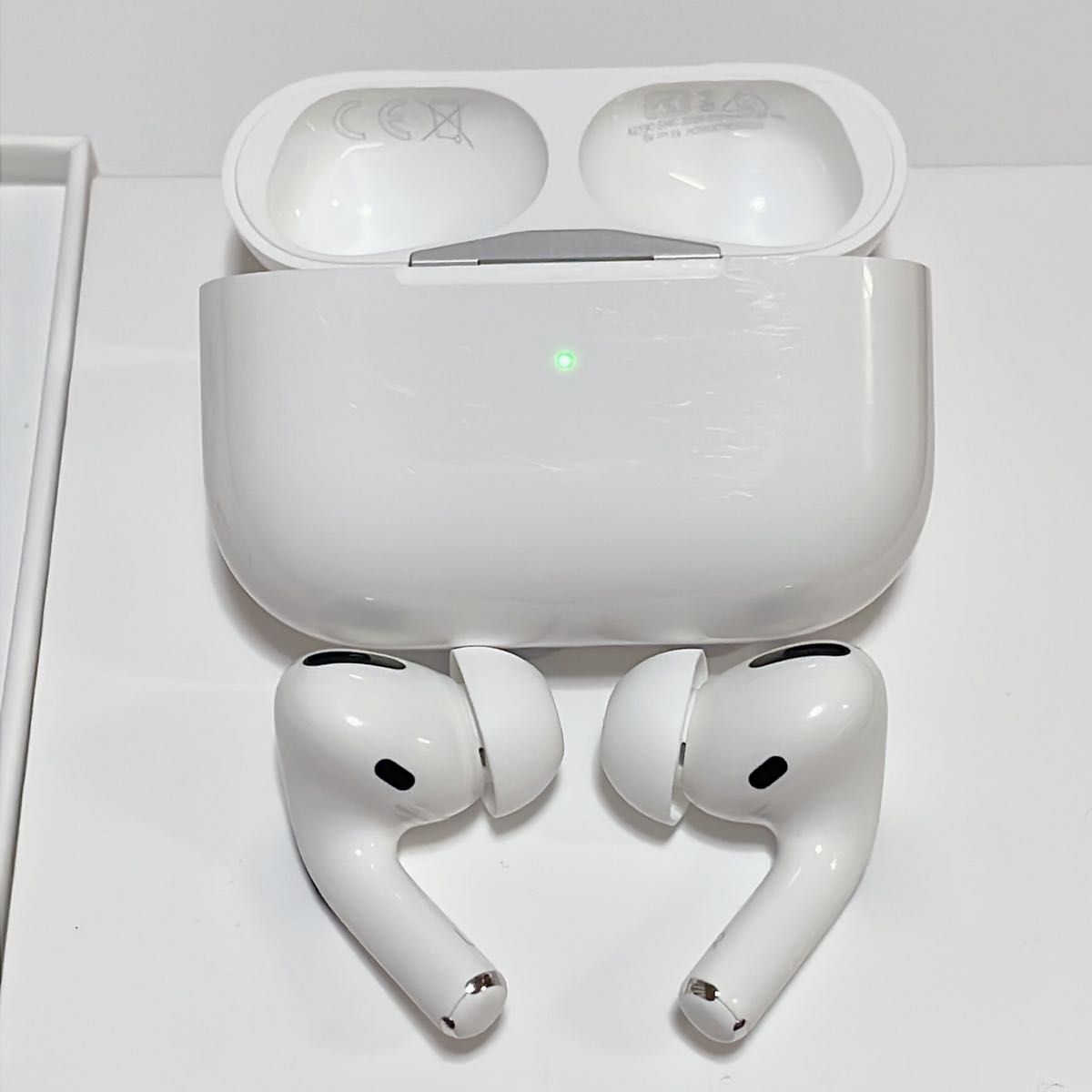 極美品！！Apple国内正規品  AirPodsPro ワイヤレスイヤホンセット