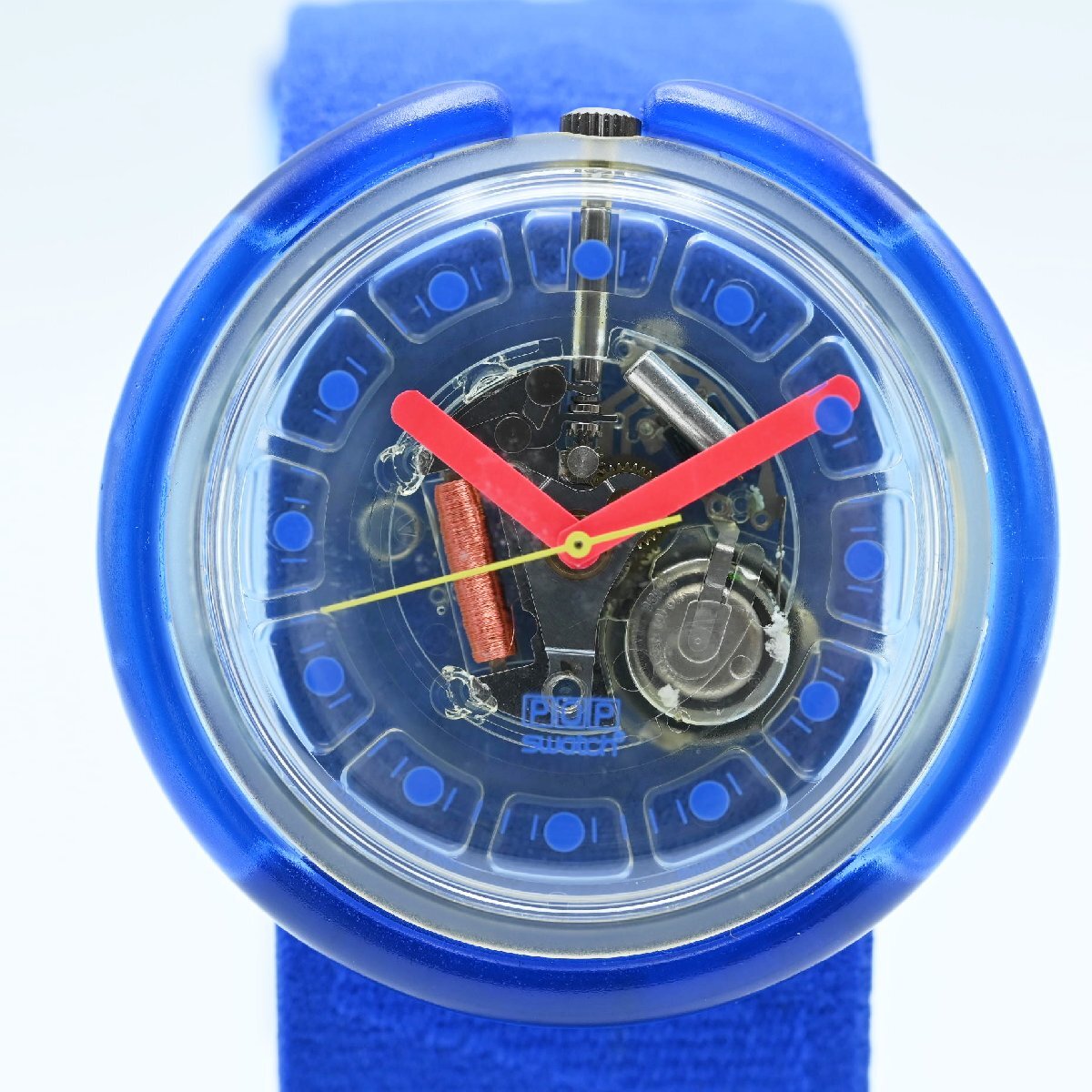 K04 Swatch スウォッチ スケルトン プラスチック/ゴムベルト メンズ クオーツ時計 ネイビー ジャンクの画像1