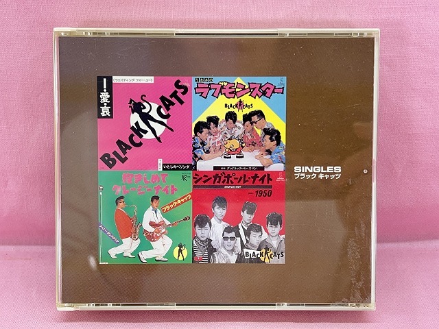 240430●○当時物　帯付き　ブラック キャッツ　シングルス　CD　2枚組　BLACK CATS　SINGLES　CREAM SODA　現状品○●_画像1