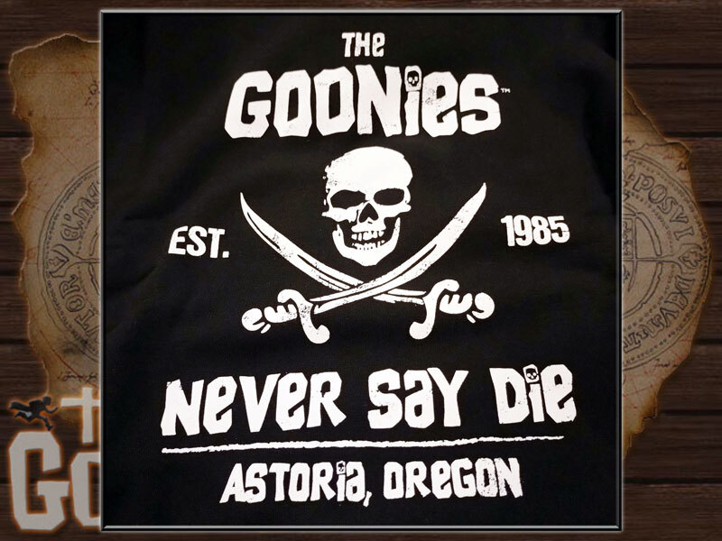 グーニーズ/Never Say Dieスカルロゴパーカー/The Goonies/長袖パーカー/裏起毛/黒/ドクロ/映画/アパレルグッズ/服/フード/XLサイズ_画像2