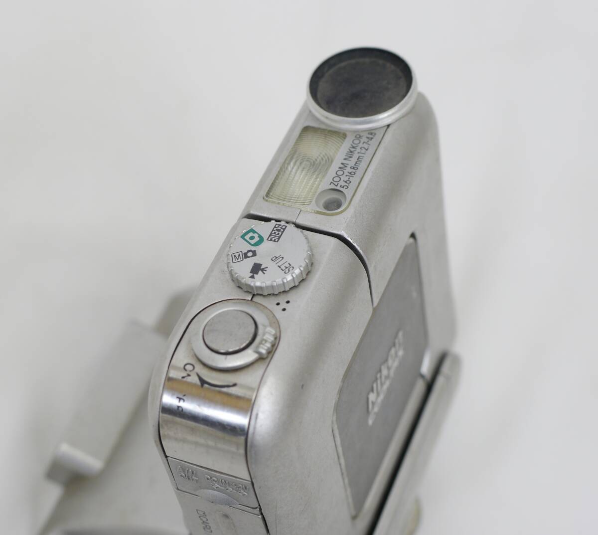 Nikon COOLPIX SQ コンパクトデジタルカメラ NIKKOR 5.6－16.8㎜1:2.7-4.8 ニコン QVQ-118の画像3