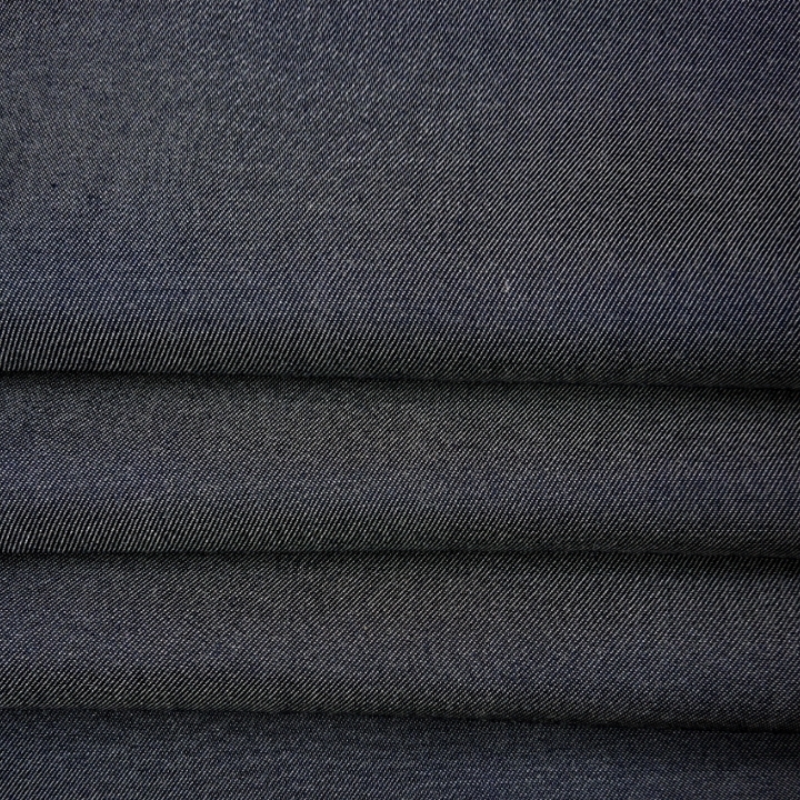 デニム産地岡山県のインディゴ染したテンセル糸使い綺麗で上品な光沢シャツデニム3m