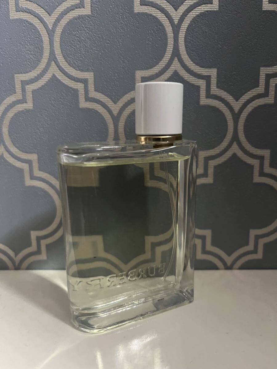 BURBERRY香水 バーバリーハーオードトワレ100ml 中古_画像2