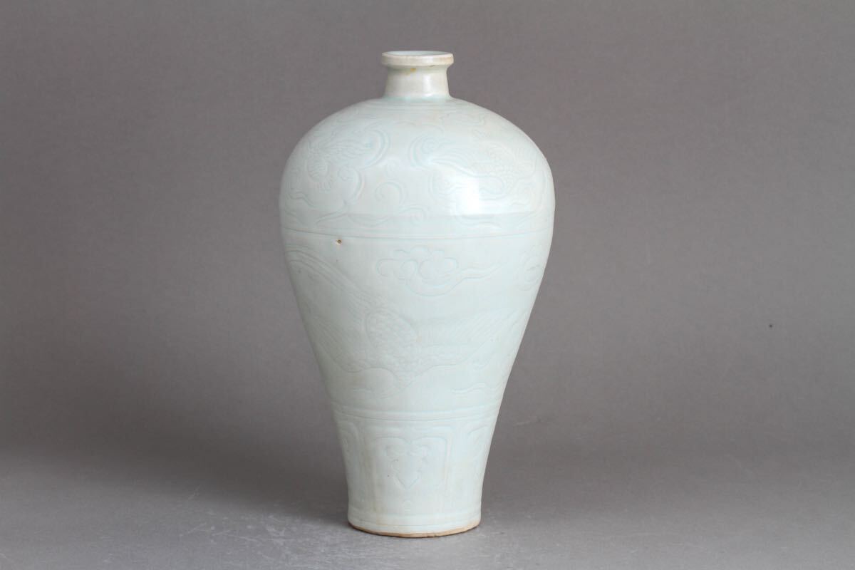 【久】1854 青白磁鳳紋梅瓶 時代品  唐物 中国美術 の画像3