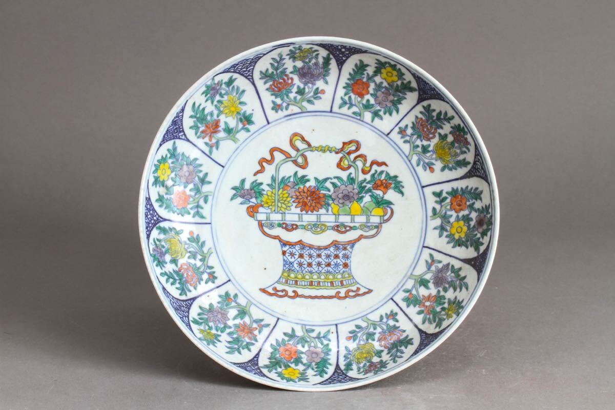 【久】1870 在銘　粉彩花弁紋皿　時代品　　唐物　中国美術　_画像1