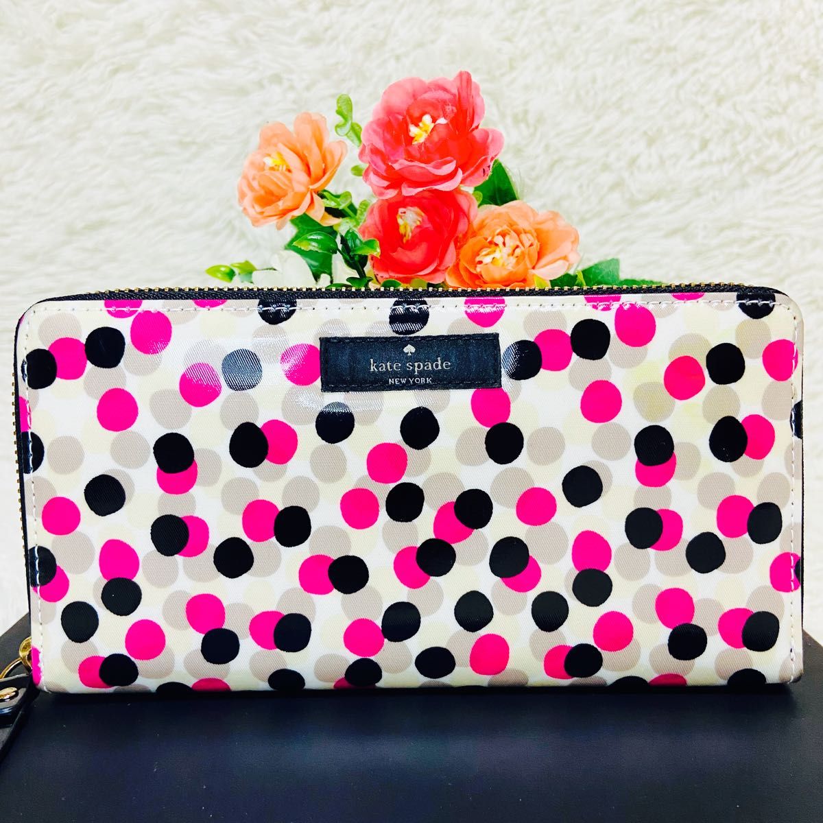 未使用●レア●KATE SPADE NEW YORK●財布●BLACKPINK●ケイトスペード●レディース●ラウンドファスナー●