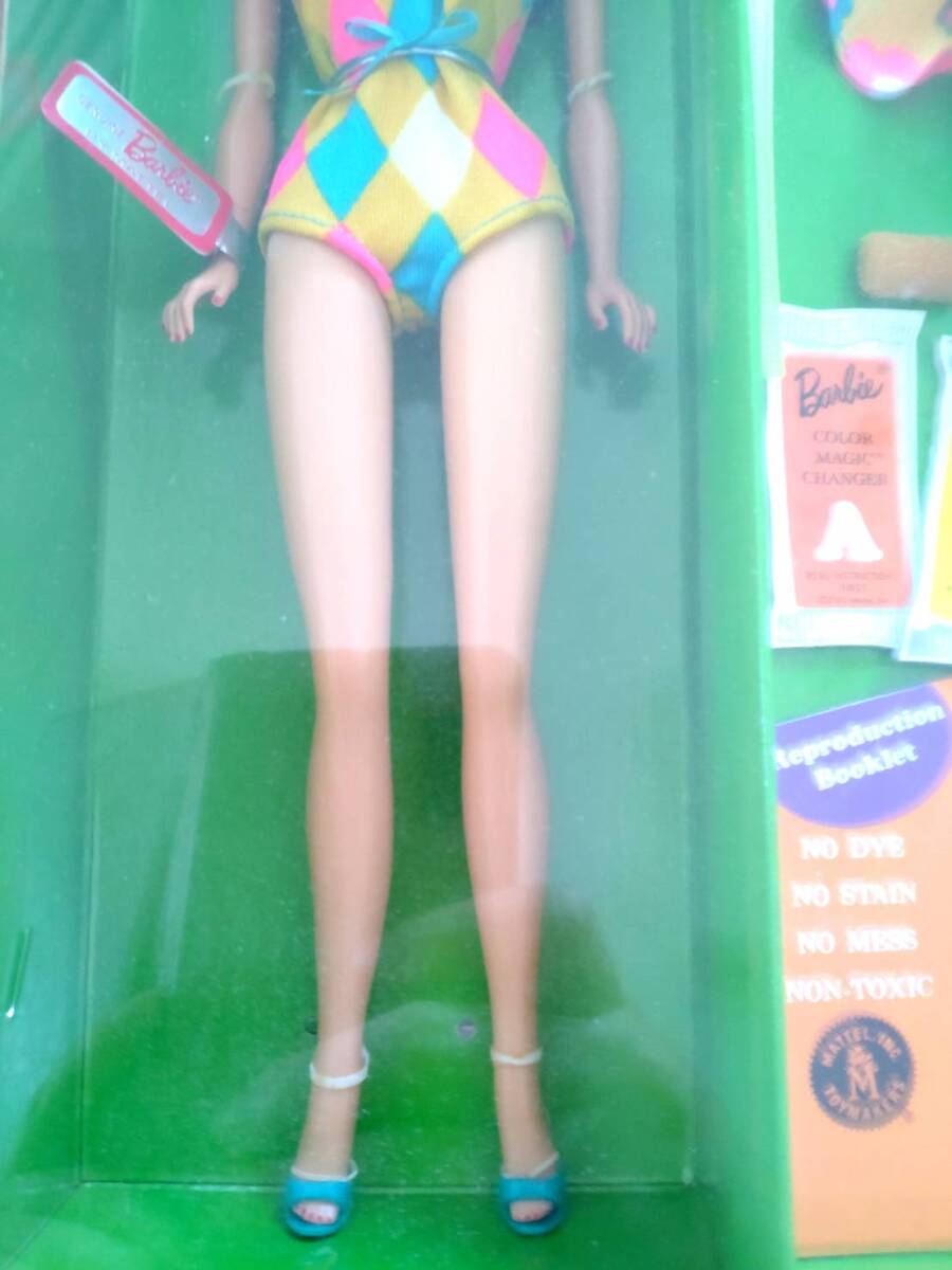 【新品同様美品・復刻版】バービー カラーマジック 人形 2004年 ヴィンテージバービー マテル社【COLOR MAGIC BARBIE】 の画像3