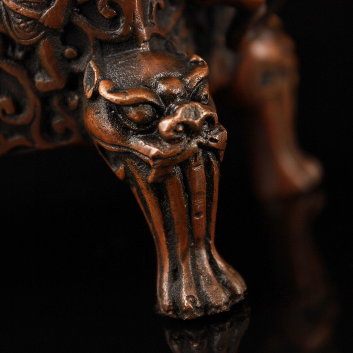 蔵友館蔵品・銅製・寶石嵌・雙龍耳・獅蓋四足熏香炉】・希少珍品 蔵友館蔵品・銅製・寶石嵌・雙龍耳・獅蓋四足熏香炉】・希少珍品