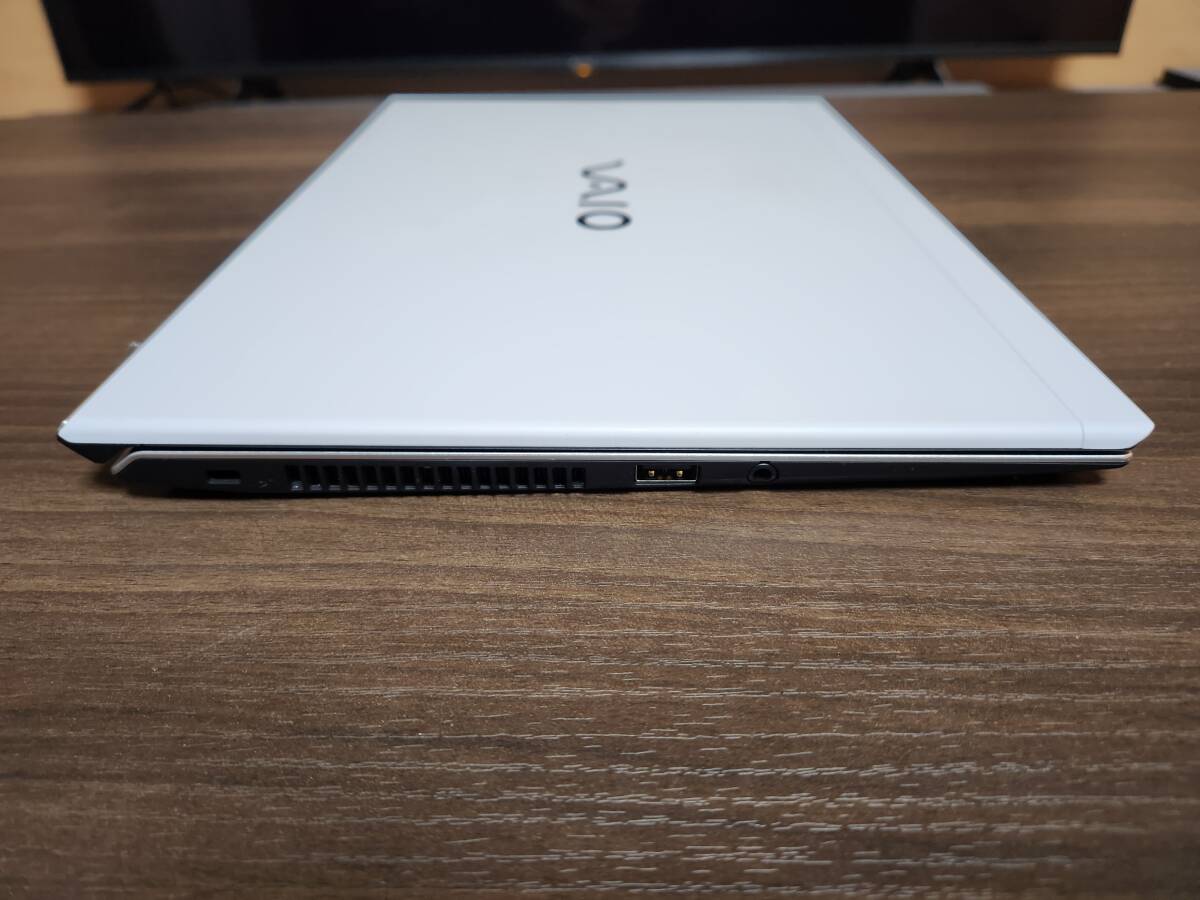 ☆ほぼ未使用 美品 2022年7月モデル VAIO SX14 Core i5-1240P 16GB SSD512GB(NVMe) 14.0型FHD液晶 Win11Home Office2021他☆の画像5