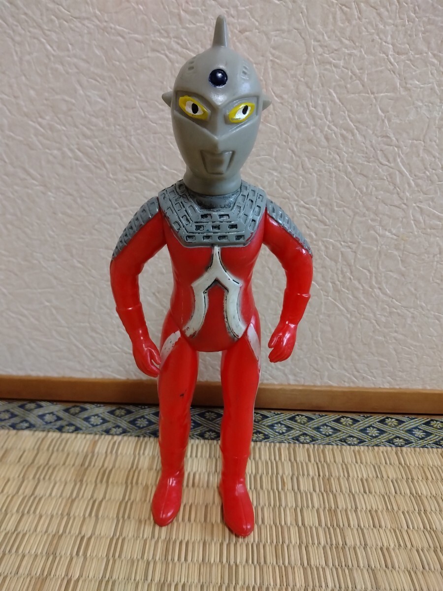 ブルマァク ソフビ ウルトラセブン 当時物 スタンダードサイズの画像1