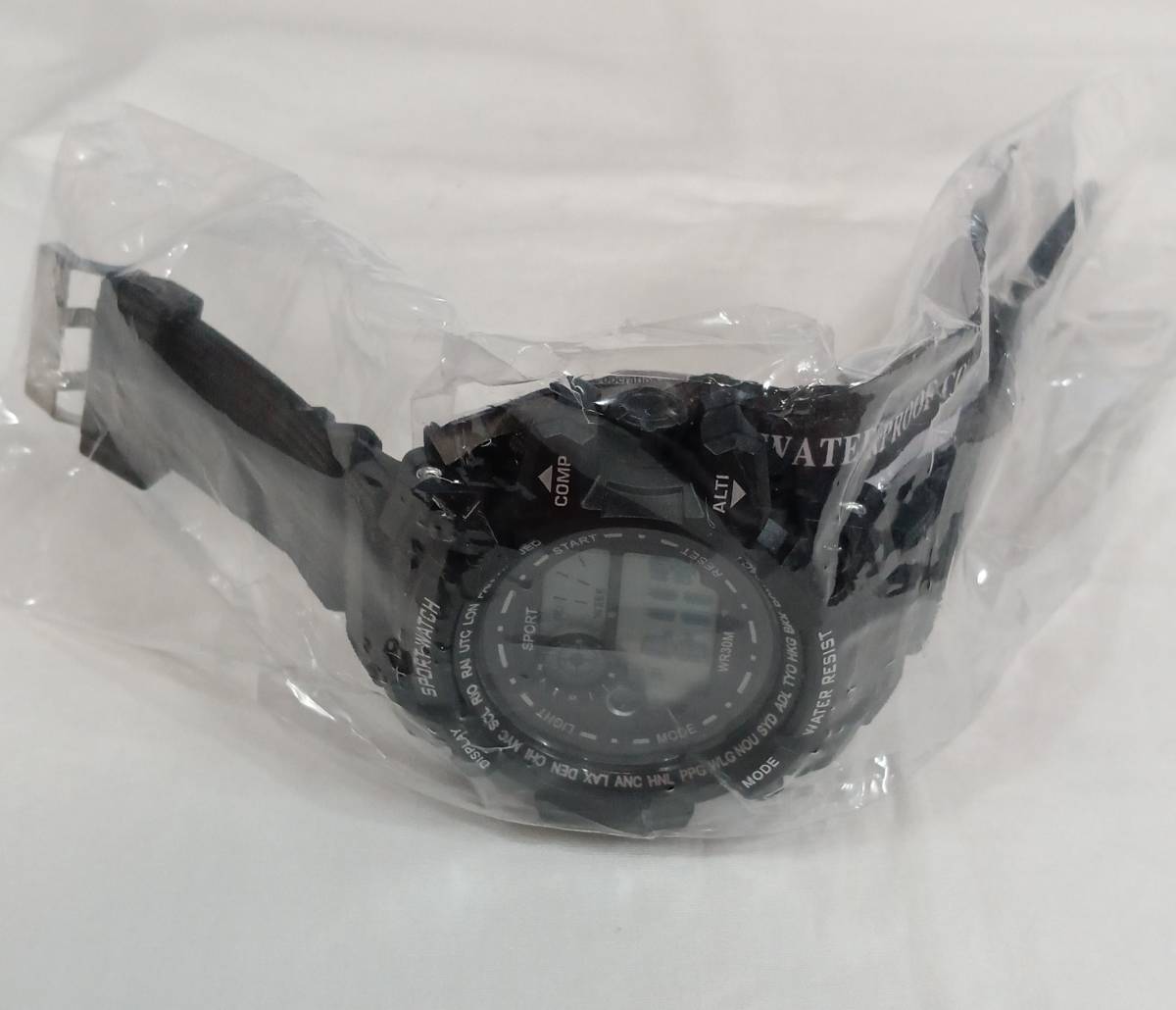 送料無料 未使用  ブラック デジタルウォッチ メンズ腕時計 スポーツ防水 の画像7