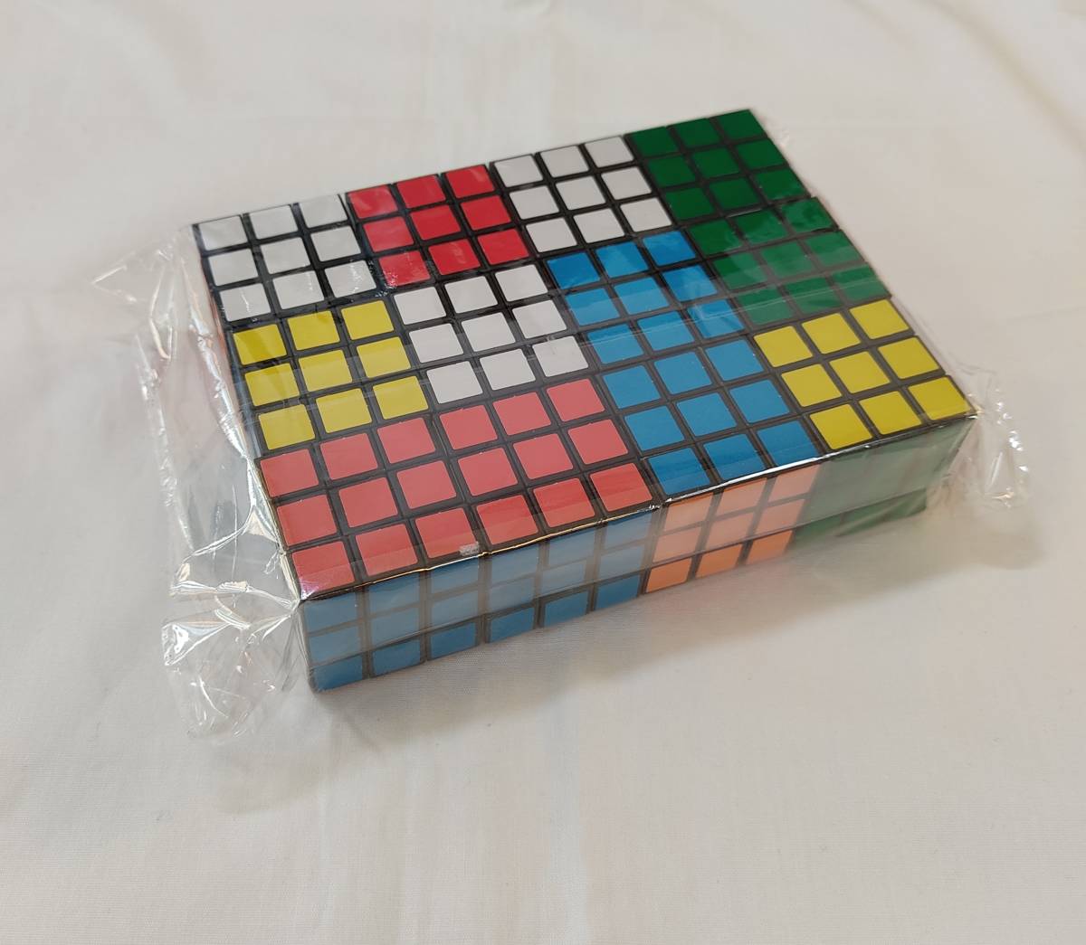 新品 未開封 １２個セット ミニ マジック キューブ  ルービックキューブ  子供のための小さな立方体 3x3x3 パズル 教育 玩具の画像5