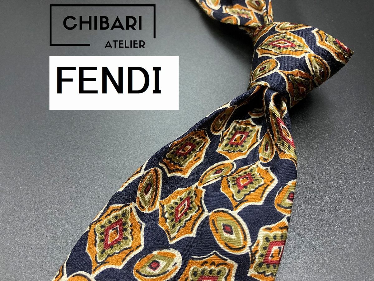 【超美品】FENDI　フェンディ　ドット柄　ネクタイ　3本以上送料無料　ブラック　0501118_画像1