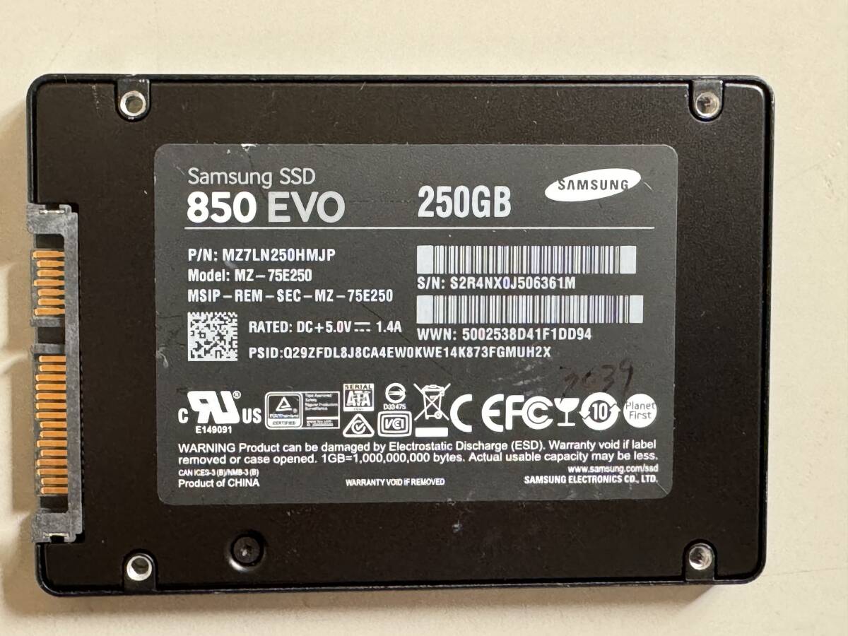 SAMSUNG【動作確認済み】SSD 250GB 3039の画像1