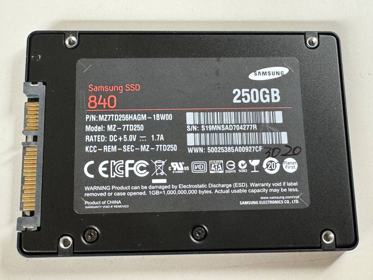 SAMSUNG【動作確認済み】SSD 250GB 3020の画像1