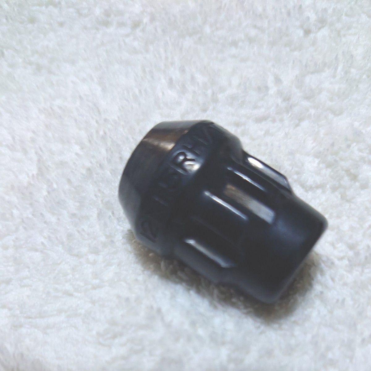 ホイールナット ロックナット付き M12×P1.5 21HEX 20個（内ロックナット4個）ブラック 黒 袋ナット テーパー座面 