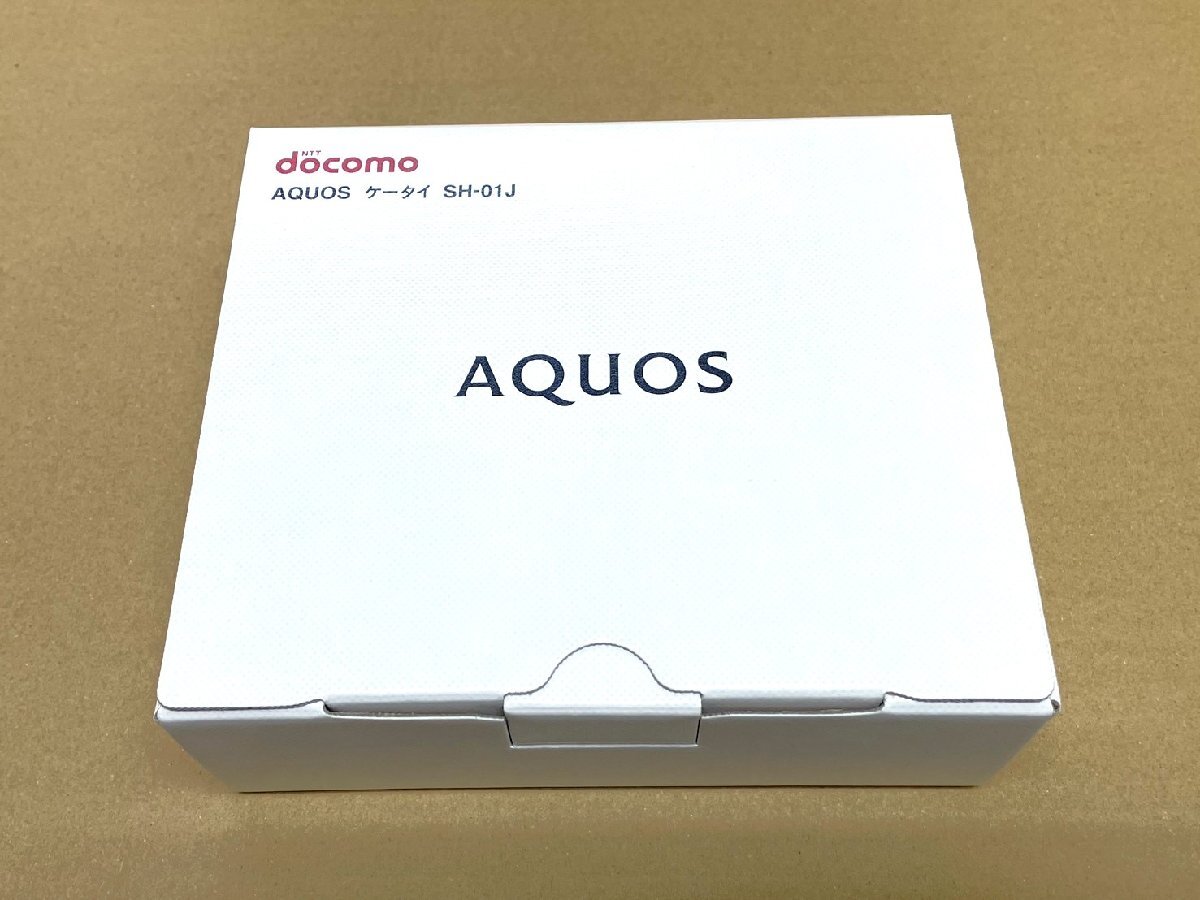 SZK434363相 ★未使用★ docomo AQUOSケータイ SH-01J ブルーブラック SIMロック解除済み 直接お渡し歓迎の画像1