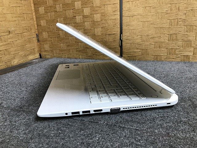 SMG40378相 東芝 ノートPC PTEX-37MBXW Celeron 2955U メモリ4GB HDD1TB ジャンク 直接お渡し歓迎の画像5