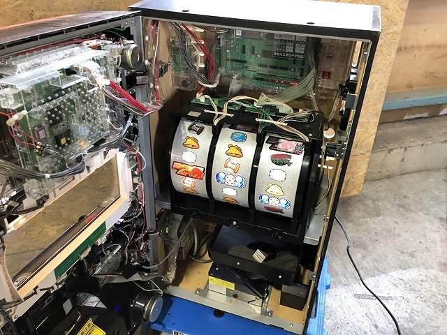 TMG40555大 藤商事 スロット RAVE コイン不要機 本体キー 設定キー 引取限定 神奈川県相模原市の画像6