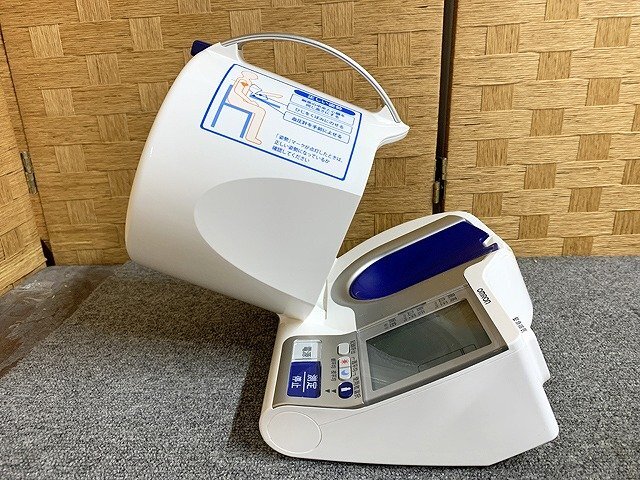 MHG35971大 ★美品★ OMRON/オムロン 上腕式血圧計 HCR-1602 2023年購入 直接お渡し歓迎の画像4