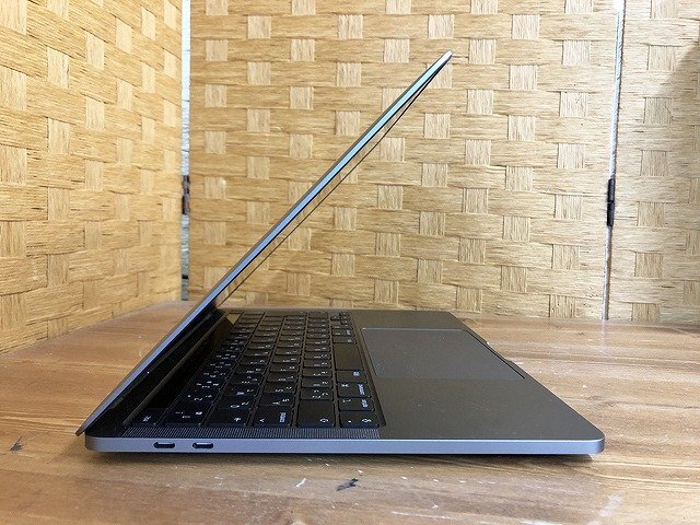 STG40328相 Apple macbook MacBook Pro A2338 13-inch, M2, 2022 M2 メモリ8GB SSD512GB 直接お渡し歓迎の画像6