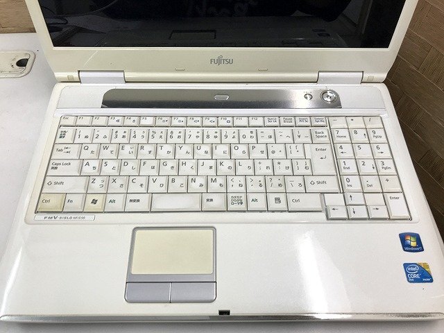 SVG36973相 富士通 ノートPC FMVNFE50W Core 2 Duo CPU P8700 メモリ4GB HDD500GB ジャンク 直接お渡し歓迎の画像4