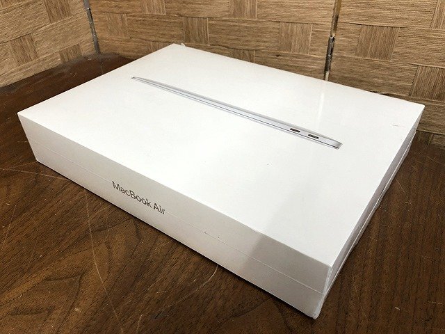 SAG43771相 ★未開封★ Apple MacBook Air MGN93J/A 13インチ M1チップ SSD256GB メモリ8GB 直接お渡し歓迎の画像1