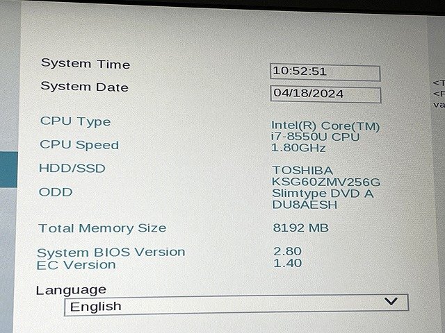 SMG44104相 東芝 ノートPC PAZ55MB Core i7-8550U メモリ8GB SSD256GB 現状品 直接お渡し歓迎の画像2