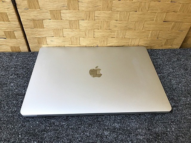 SDG44159相 Apple MacBook Pro 13インチ 2019 Thunderbolt 3ポート x 2 Core i5-8257U メモリ8GB SSD256GB 直接お渡し歓迎の画像8