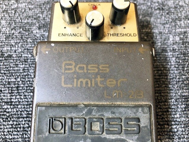 SFG44470大 BOSS エフェクター Bass Limiter LM-2B / Mega Distortion MD-2 ジャンク 直接お渡し歓迎_画像7