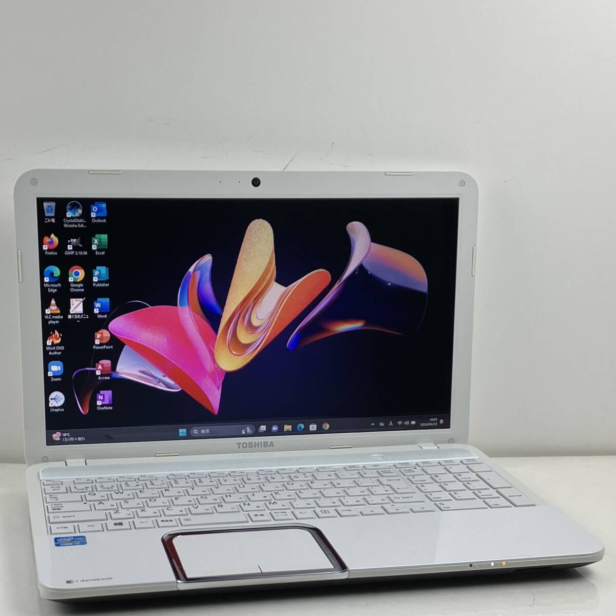 美品☆最強i7『メモリ16GB+新品SSD512GB/Core i7-3.40GHz』Windows11/Office2021/人気東芝ノートパソコン/Blu-ray/USB3.0/バッテリー交換済の画像2