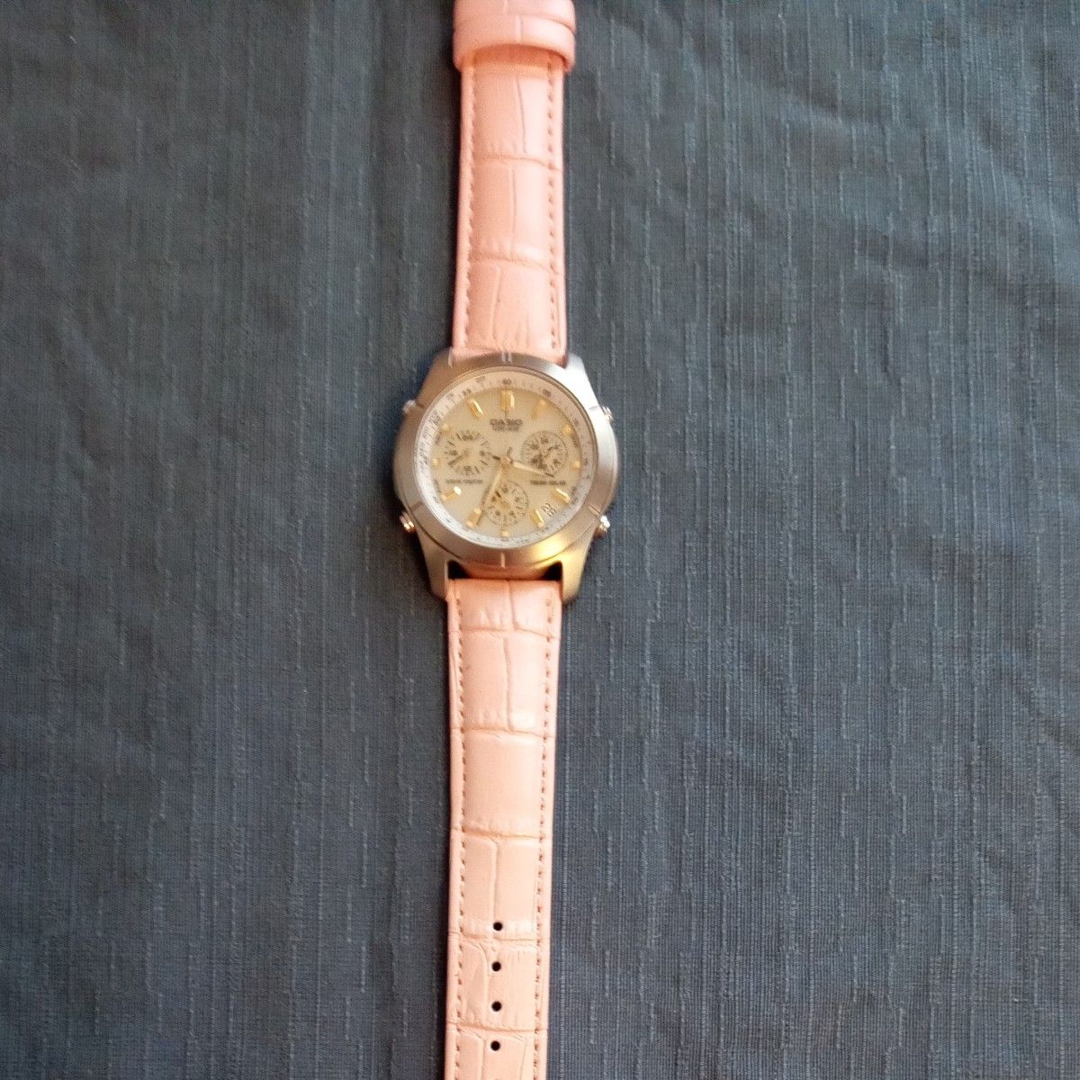 カシオ リニエージ電波ソーラーチタン ピンク腕時計