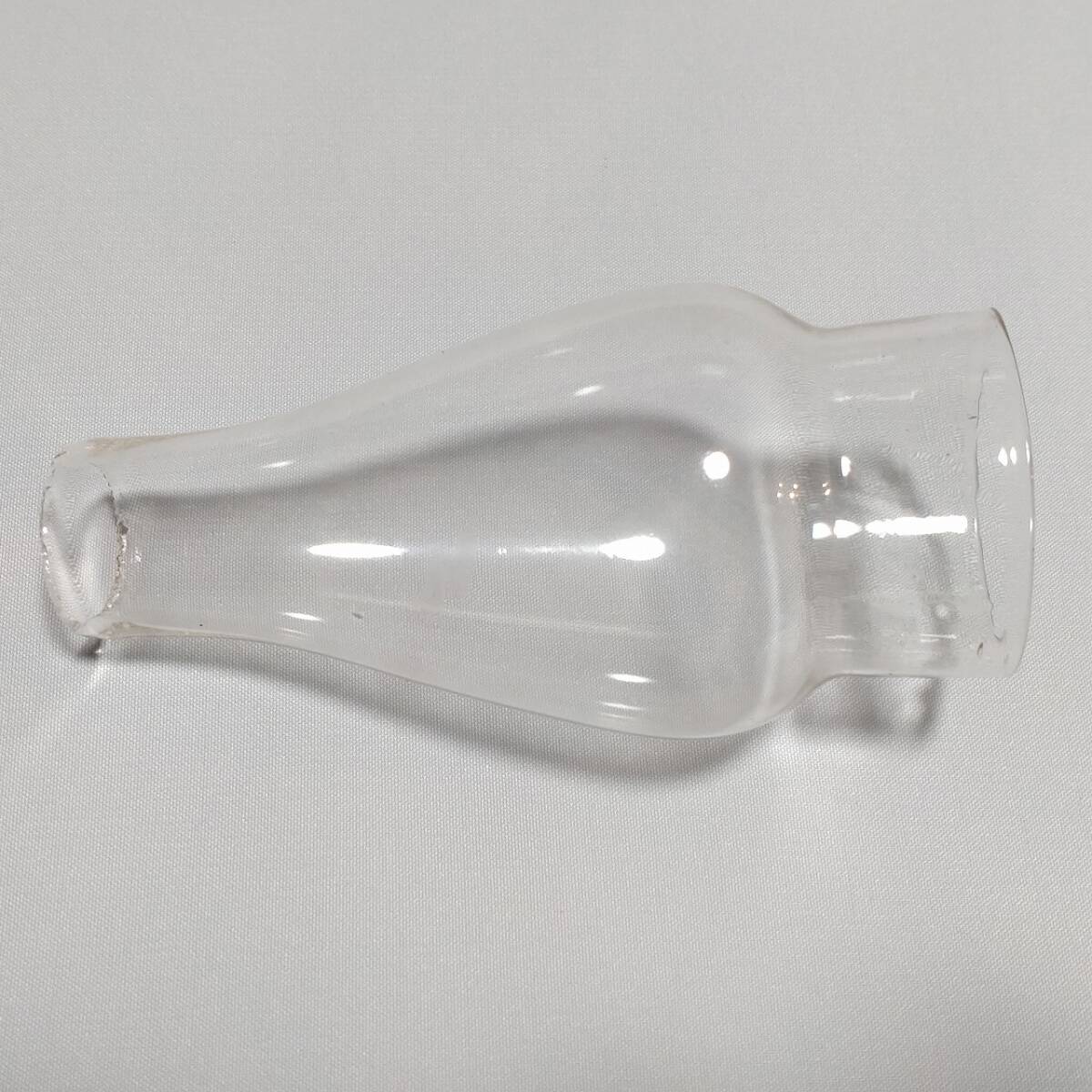 オイルランプのホヤ ガラス製 古硝子 気泡硝子 古道具 レトロ 直径約70㎜ 高さ約148㎜ 口径（内径）上部約28㎜ 下部約54㎜ 【3460】_画像7
