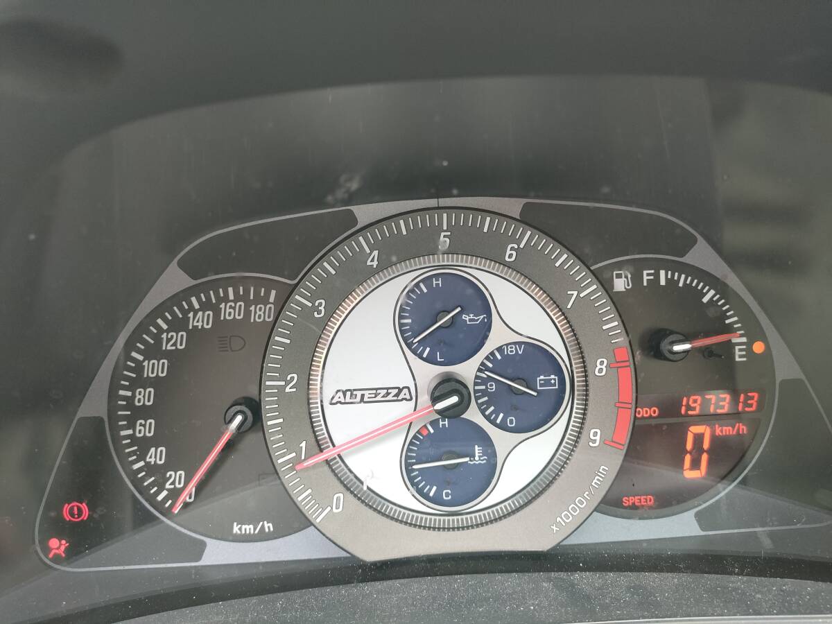 車検Ｒ7年4月まで 平成13年 トヨタ アルテッツァRS200 Lエディション MT 19.5万Km 部分的USDM サンルーフの画像9
