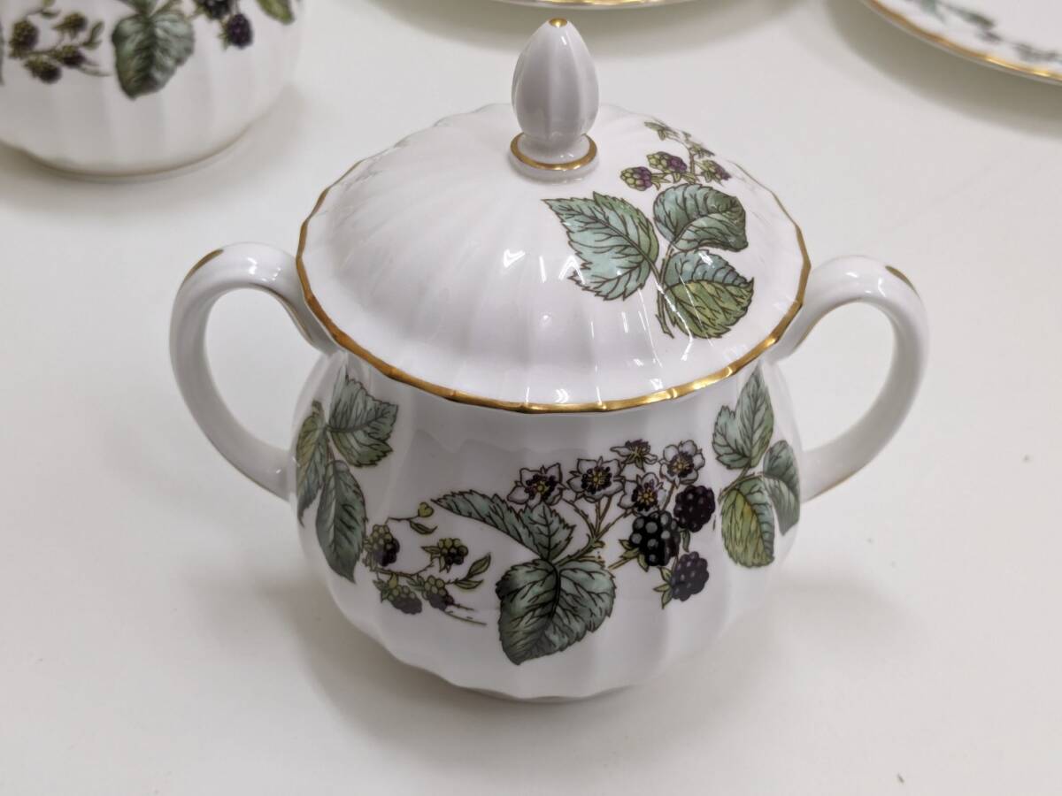 【RG-1628】【1円～】ROYAL WORCESTER BONE CHINA シュガーポット ミルクポット お皿 ロイヤルウースター ボーンチャイナ 中古 保管 現状品の画像9