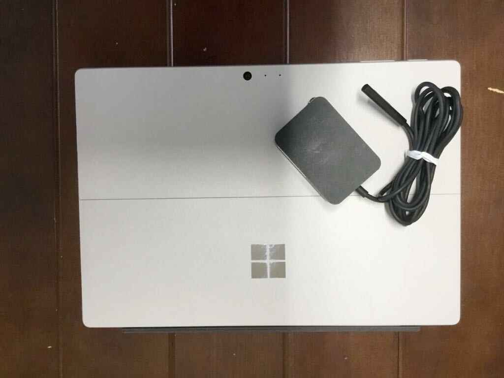  used *Surface Pro 12 -inch 1724(6) laptop 4GB 128GB Windows11