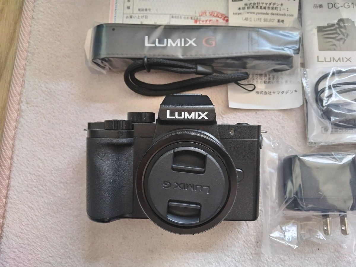 LUMIX DC-G100V 標準ズームレンズ 　トライポッドキット　美品 展示品