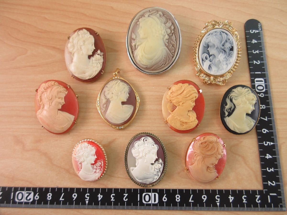 【D27】 カメオ CAMEO カメオ系 ペンダントトップ ブローチ など ヴィンテージ ビンテージ アクセサリー 大量 まとめ売り まとめ TIAの画像9